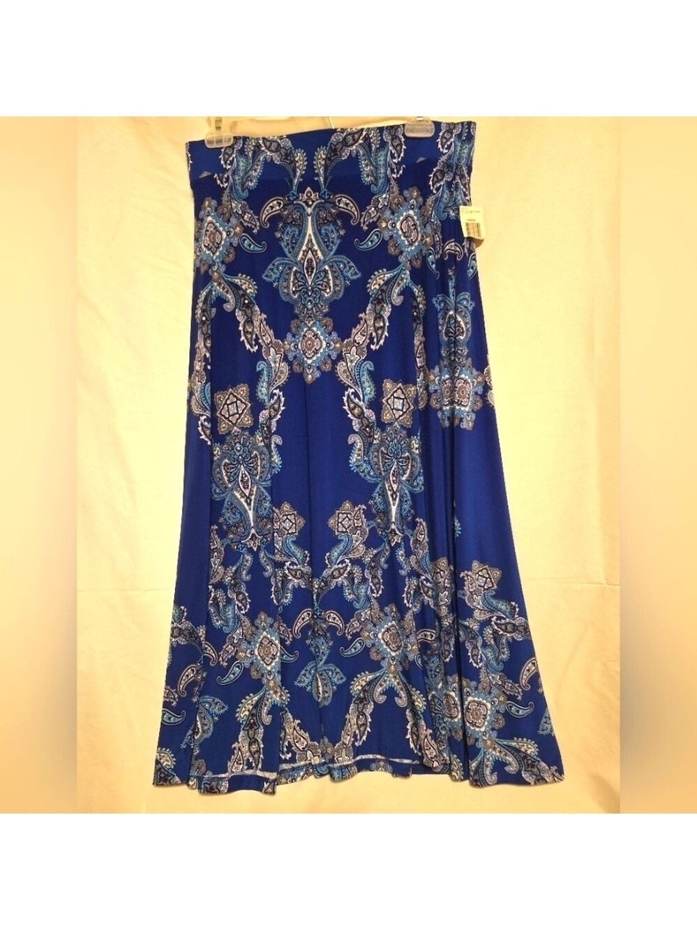 INC International Concepts Sand and sea paisley boho maxi skirt with studs. Nwt